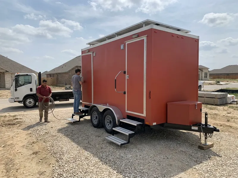 Luxury Restroom Trailers in Somerset, TX